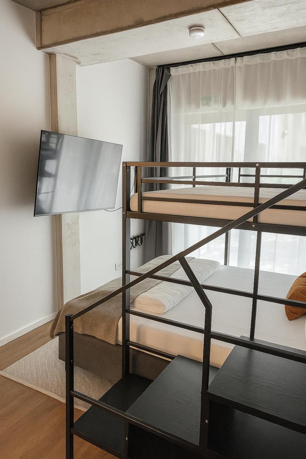 Aparthotel Global Living I Thegraf - East Side Gallery *